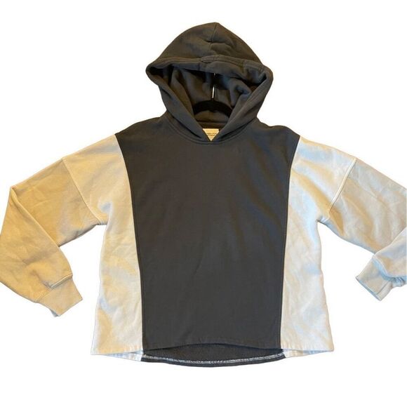 Abercrombie & Fitch Sweaters - Abercrombie & Fitch Soft AF colorblock cropped hoodie small